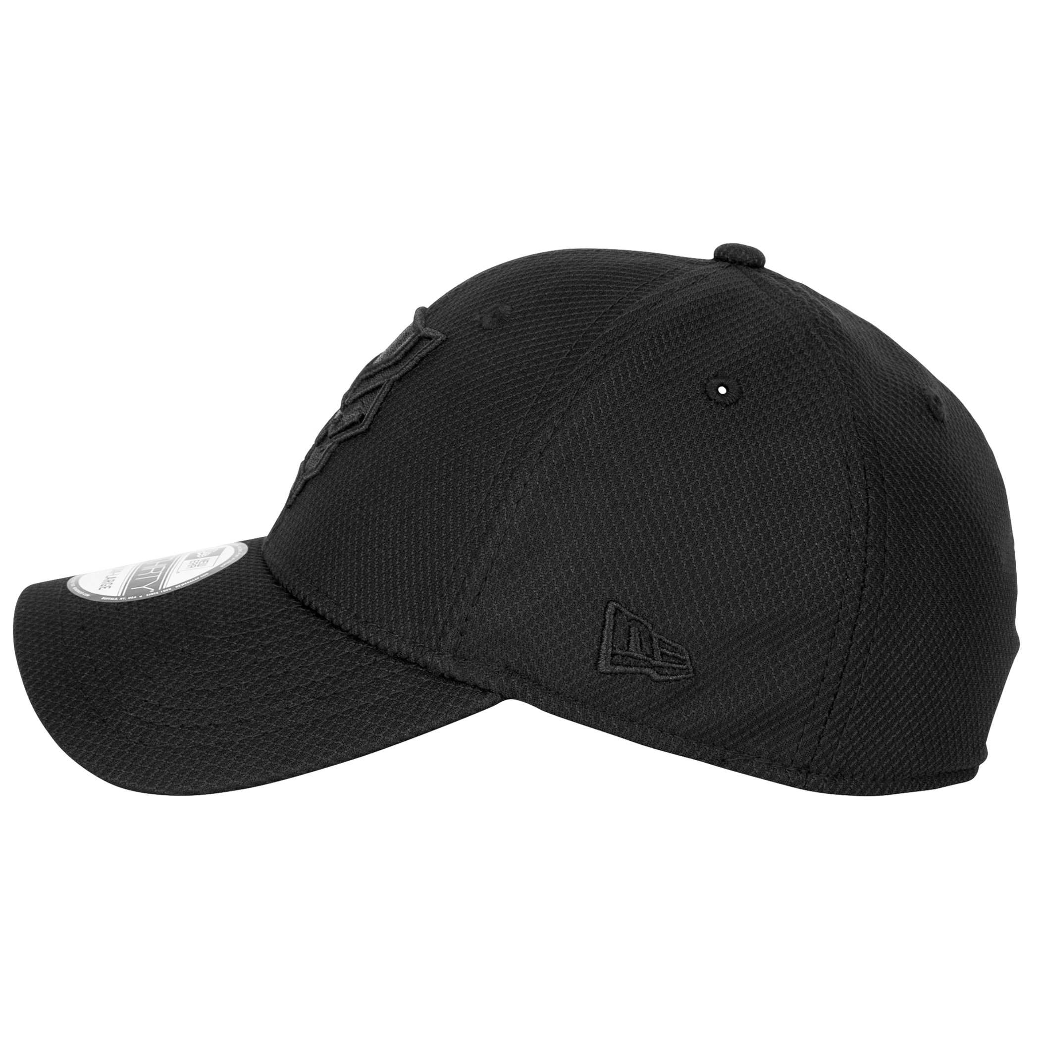 Black Panther Logo Black on Black New Era 39Thirty Fitted Hat